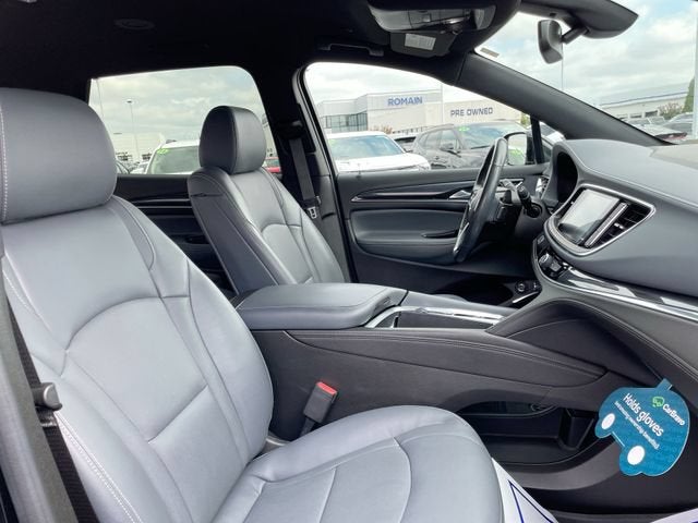 2022 Buick Enclave Essence