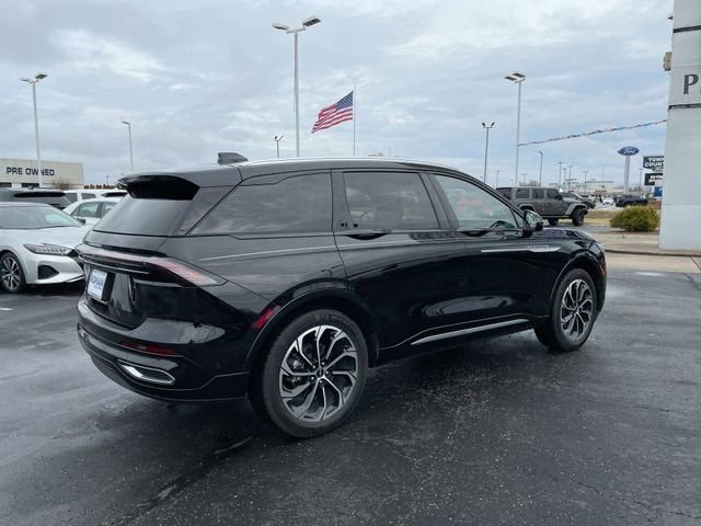 2024 Lincoln Nautilus Reserve