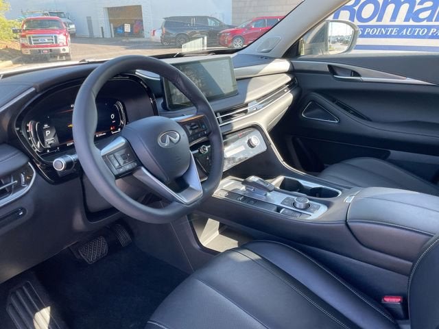 2025 INFINITI QX60 LUXE