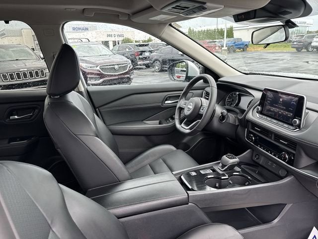 2024 Nissan Rogue SV FWD