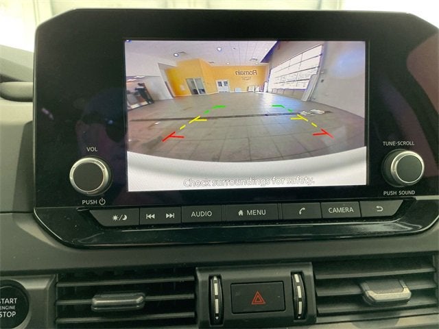 2025 Nissan Pathfinder S