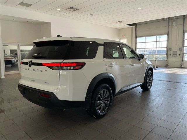 2025 Nissan Pathfinder S