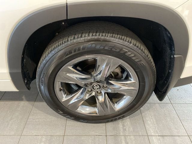 2019 Toyota Highlander Limited Platinum