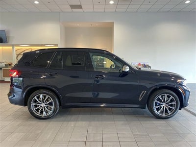 2023 BMW X5 M50i