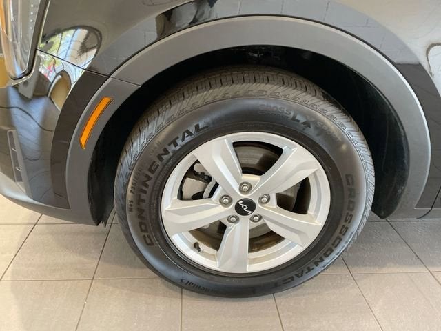 2025 Kia Sorento LX