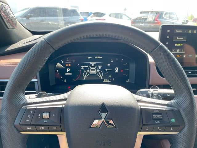 2025 Mitsubishi Outlander SEL