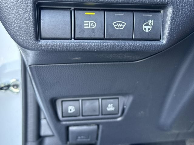 2024 Toyota Prius Prime SE