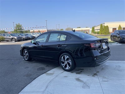 2025 Subaru LEGACY Premium