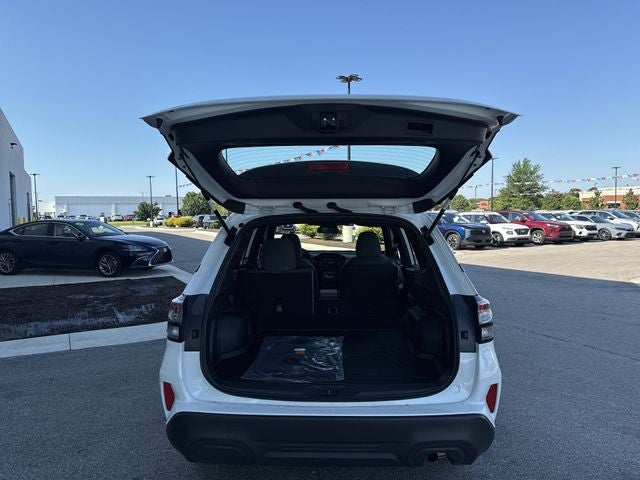 2026 Subaru FORESTER Standard Model