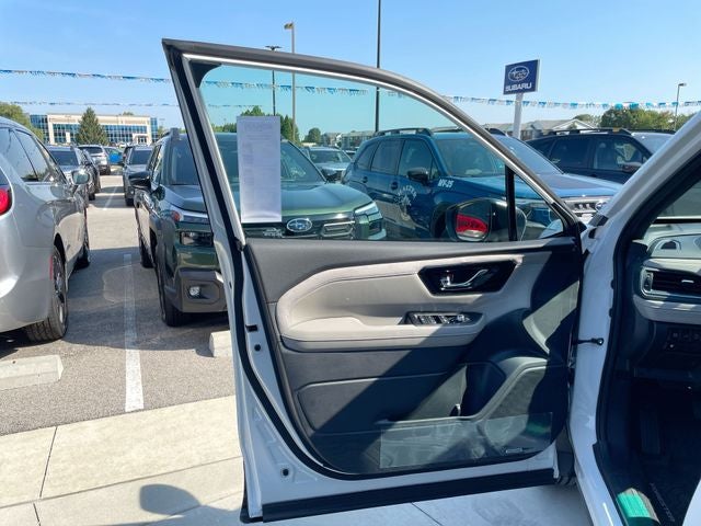 2026 Subaru FORESTER Limited Hybrid