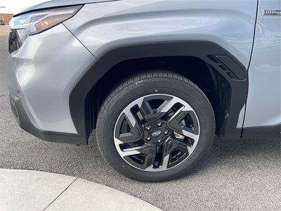 2025 Subaru FORESTER Limited Hybrid