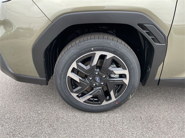 2025 Subaru FORESTER Limited Hybrid