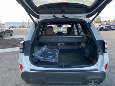 2025 Subaru FORESTER Touring Hybrid