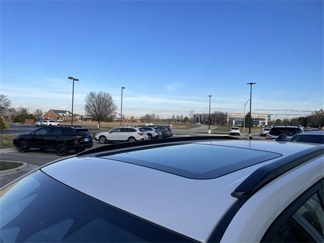 2025 Subaru FORESTER Touring Hybrid