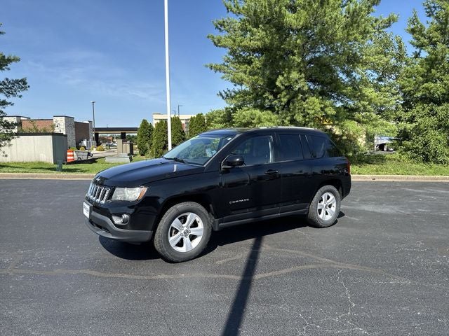 Used 2016 Jeep Compass Latitude with VIN 1C4NJDEB2GD722836 for sale in Evansville, IN