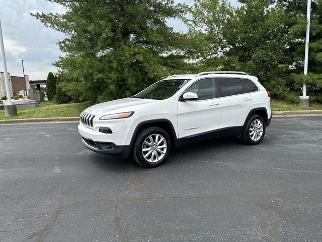 Used 2017 Jeep Cherokee Limited with VIN 1C4PJMDB3HW576379 for sale in Evansville, IN