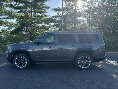 2022 Jeep Wagoneer Series II
