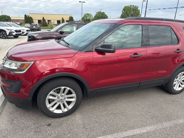 2017 Ford Explorer Base