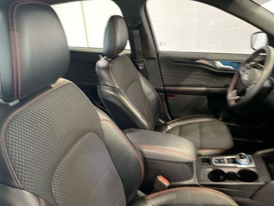 2023 Ford Escape Hybrid ST-Line Elite