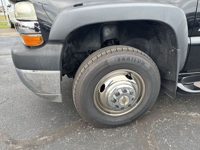 2002 Chevrolet Silverado 3500 LT