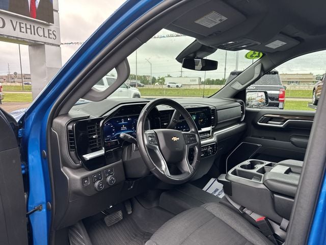 2023 Chevrolet Silverado 1500 LT - Photo 11