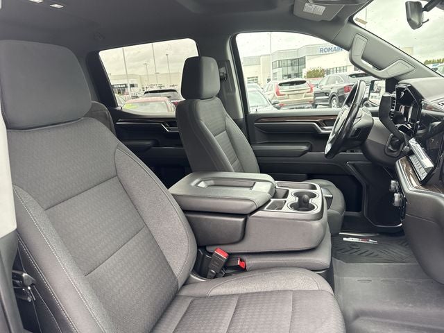 2023 Chevrolet Silverado 1500 LT - Photo 17