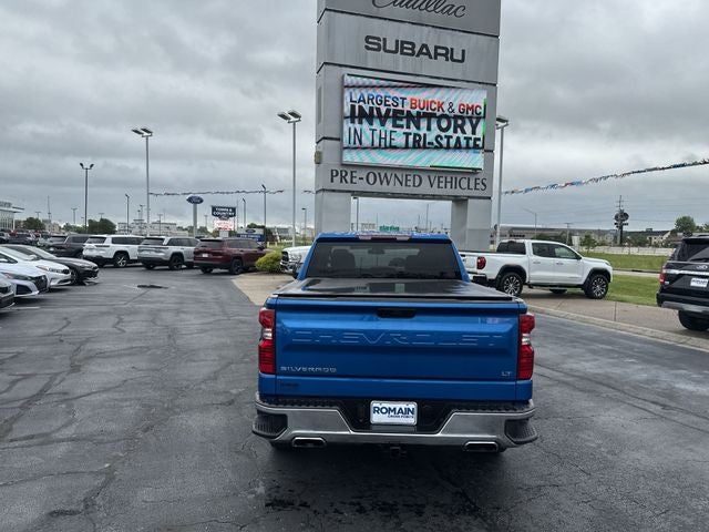2023 Chevrolet Silverado 1500 LT - Photo 4