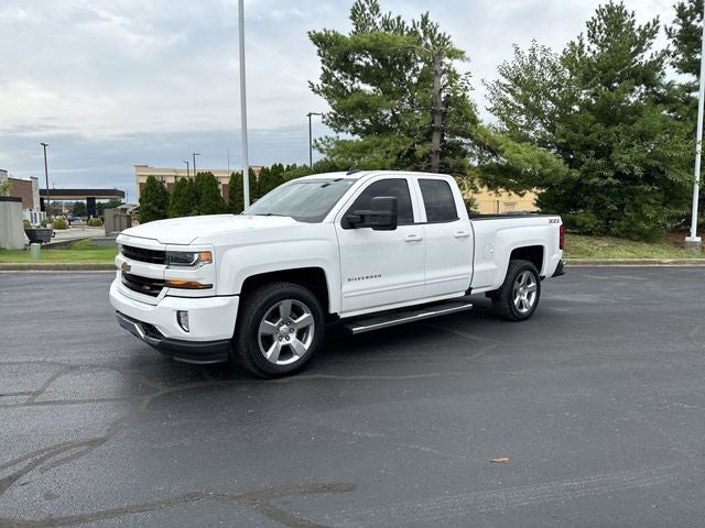 2018 Chevrolet Silverado 1500 LT - Photo 3