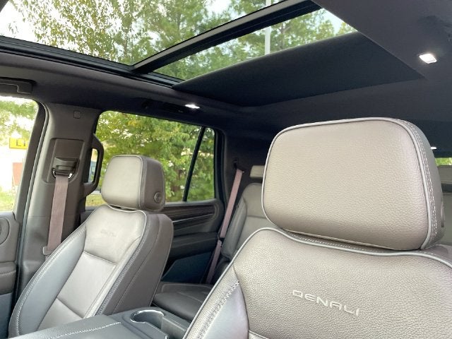 2023 GMC Yukon Denali - Photo 14