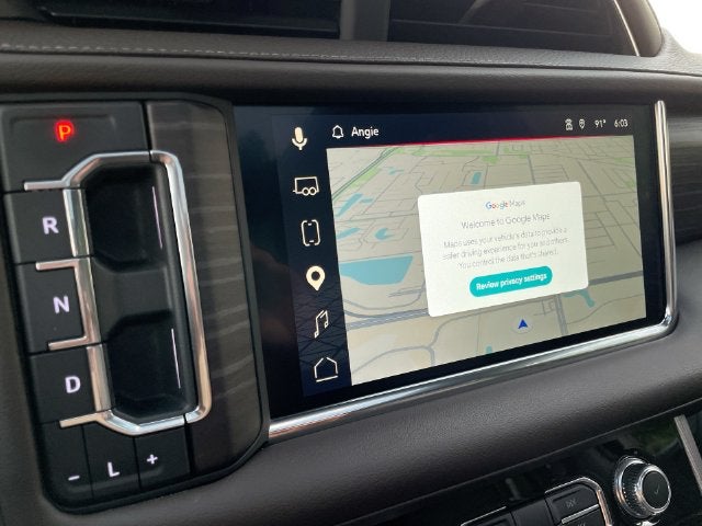 2023 GMC Yukon Denali - Photo 23
