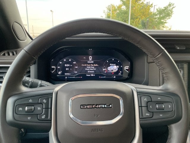 2023 GMC Yukon Denali - Photo 27