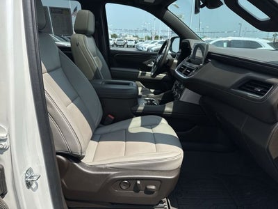 2022 GMC Yukon XL SLT