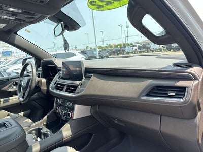 2022 GMC Yukon XL SLT