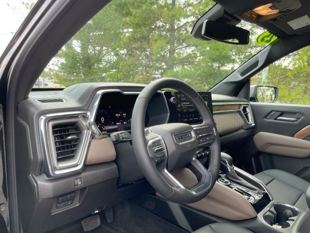 2025 GMC Canyon Denali