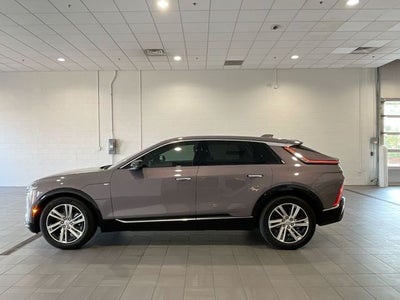 2024 Cadillac LYRIQ Tech