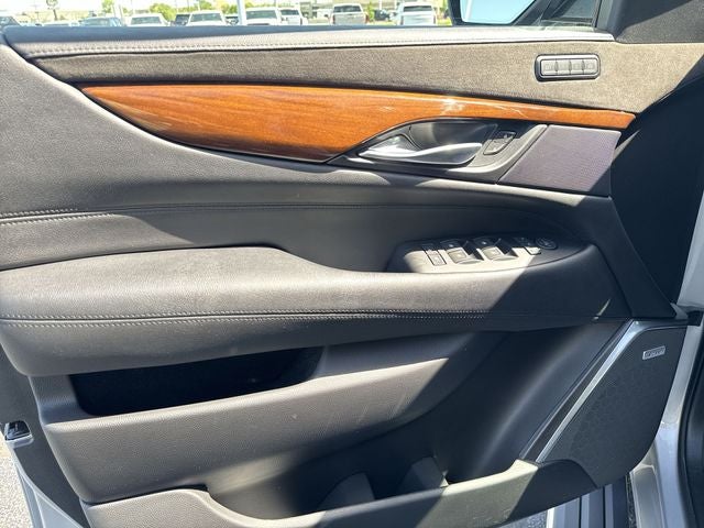 2018 Cadillac Escalade ESV Premium