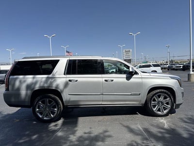 2018 Cadillac Escalade ESV Premium