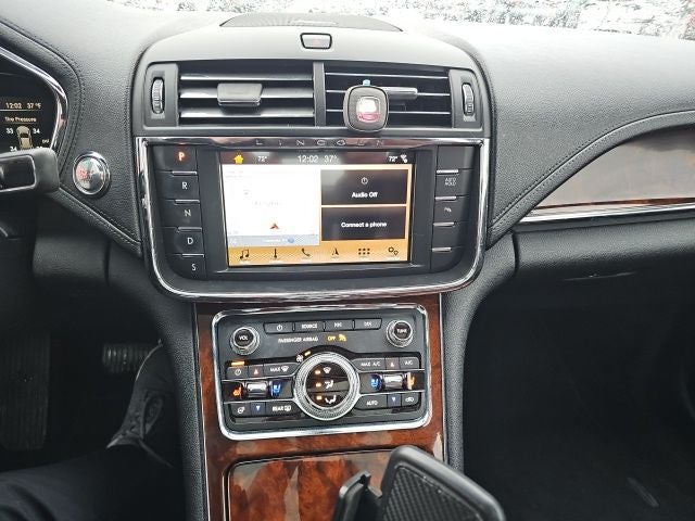 2018 Lincoln Continental Reserve