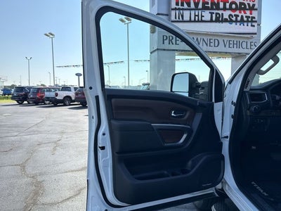 2017 Nissan Titan XD Platinum Reserve