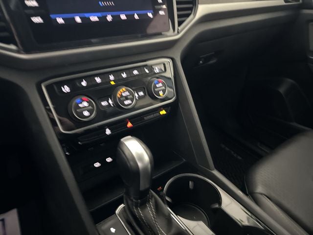 2022 Volkswagen Atlas SE w/Tech - Photo 21