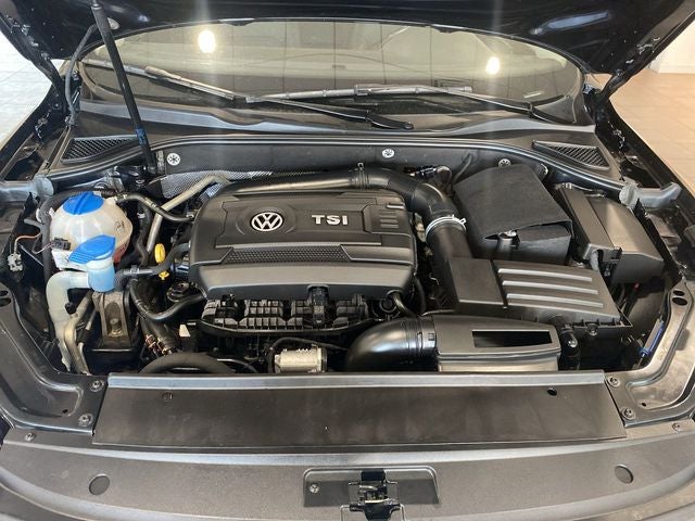 2017 Volkswagen Passat 1.8T SE w/Technology