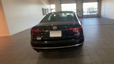 2017 Volkswagen Passat 1.8T SE w/Technology