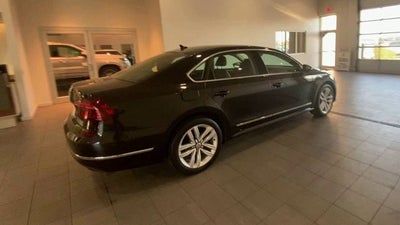 2017 Volkswagen Passat 1.8T SE w/Technology