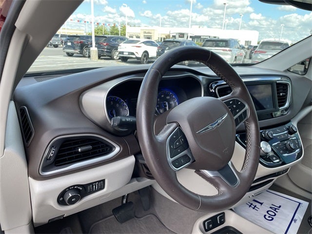 2019 Chrysler Pacifica Touring L
