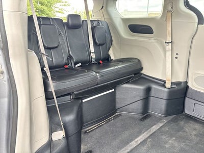 2020 Chrysler Voyager LXI Mobility