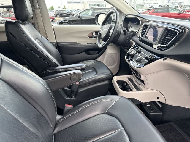 2020 Chrysler Voyager LXI Mobility