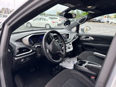 2020 Chrysler Pacifica Touring