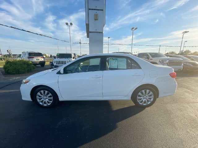 Used 2013 Toyota Corolla L with VIN 2T1BU4EE5DC095921 for sale in Evansville, IN