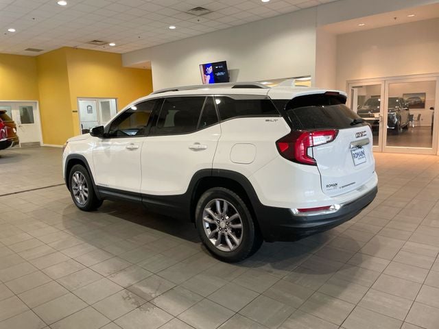 2023 GMC Terrain SLT