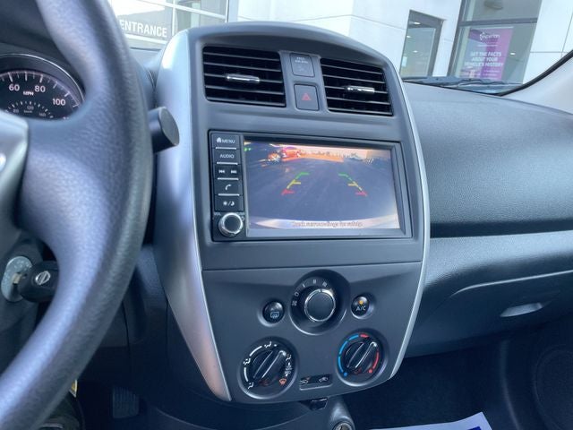 2019 Nissan Versa 1.6 SV
